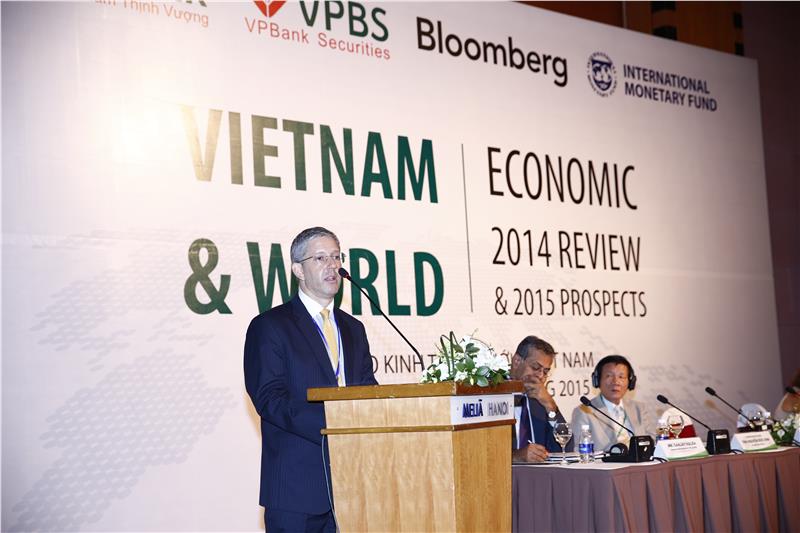 Vietnam economic 2014 review and 2015 prospect