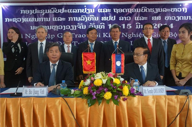 Vietnam - Lao cooperation in planning and investment