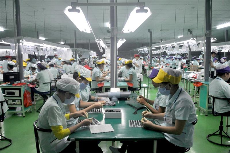Vietnam workers in foreign company