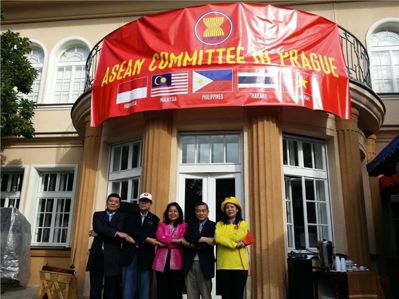 Ambassadors of the ASEAN Committee in Prague