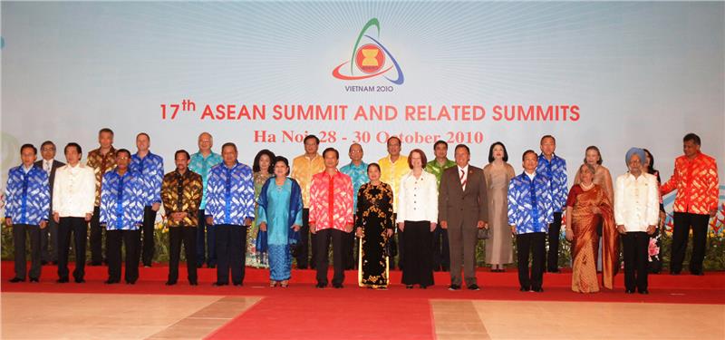 Vietnam successfully held 17th ASEAN Summit 2010