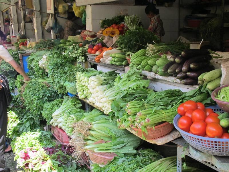 A store selling Vietnam fresh vegetables