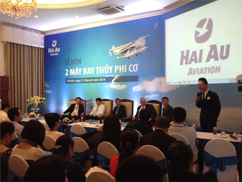 Ceremony welcoming two seaplanes to Vietnam
