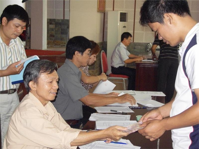 Financial aid for Vietnamese farmers