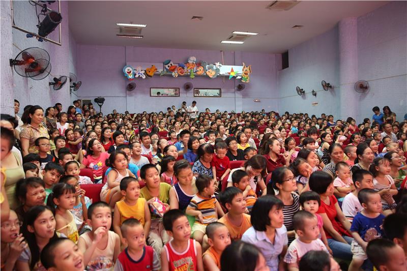 Hundreds of Children take part in a Children Day activity