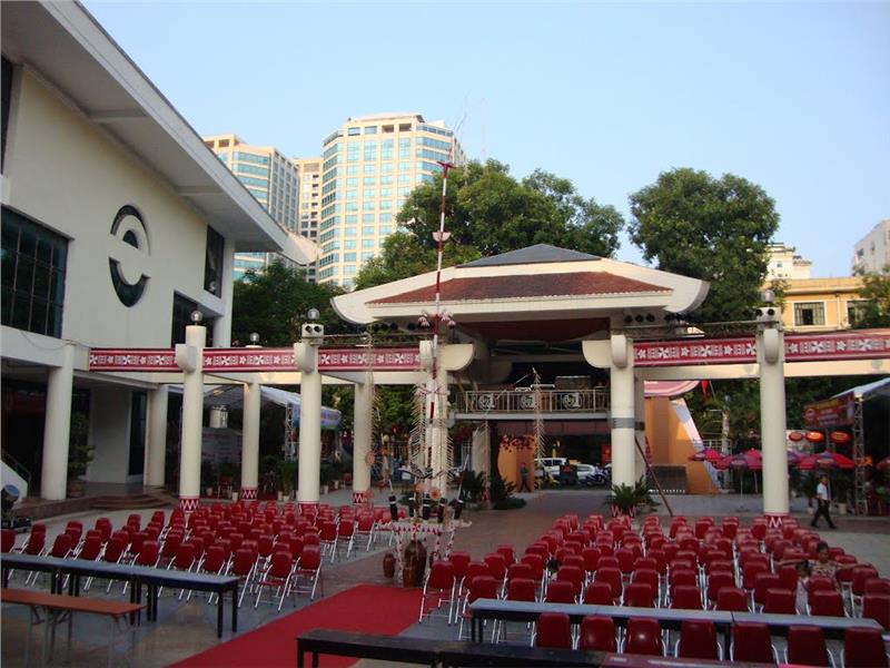 Van Ho Exhibition Center
