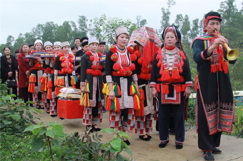 Red Dao ethnic wedding